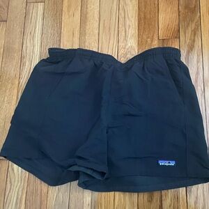 Patagonia baggies - black medium